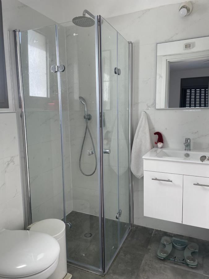 Sea & Fun Apartment Hadera Ngoại thất bức ảnh